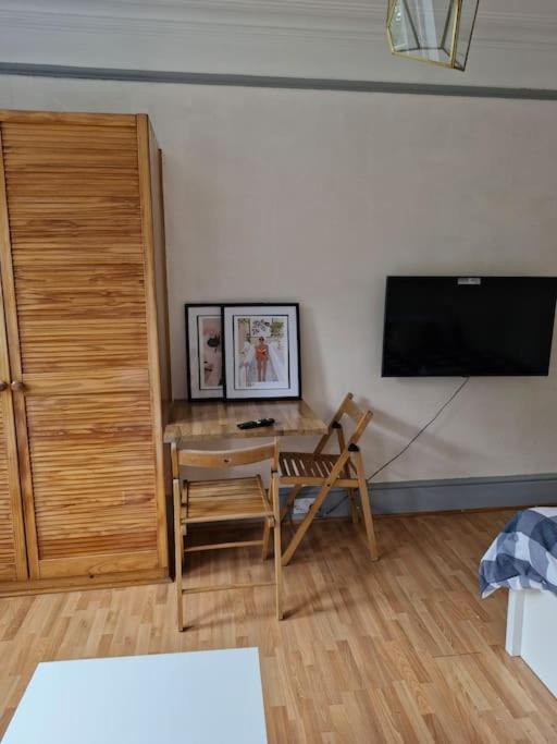 Bright Studio Apartment In A Perfect Location London Luaran gambar